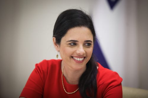 שקד במפגש הבלוק: "חבל שגנץ ביטל את הפגישה"