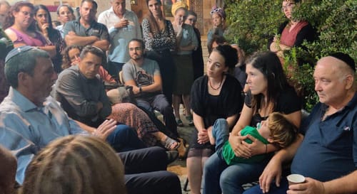 שר החינוך בניחום משפחת סלה: "טלטלה של הנפש"