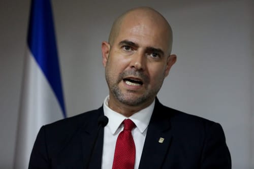 "נאום בלהות" או "דברים נוקבים": התגובות לאוחנה