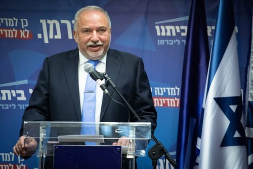 ליברמן: "בלוק חרדי-משיחי, כרגע זו הזיה"