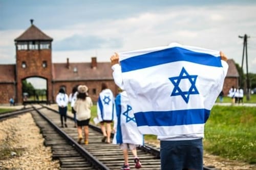 תיסעו, כי עוד מעט לא יהיה מי שיספר