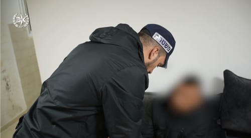 שיחה מוקלטת: כך נעקצו עשרות לקוחות בנקים