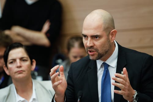 שר המשפטים הורה לעקל כספים מהרשות הפלסטינית