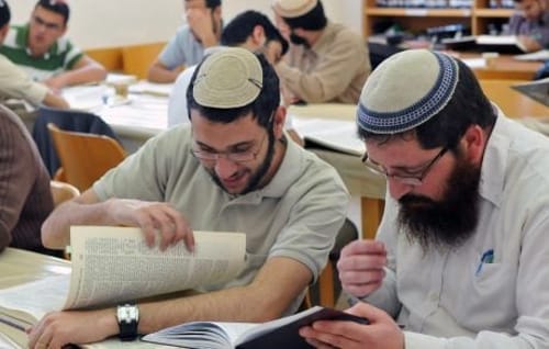 מכתב פתוח לתלמידי 'מרכז הרב' ו'הר המור'