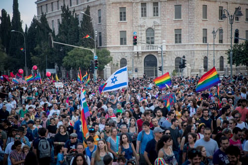 סערת הרב רפי: בין רגישות אנושית לערכים בסיסיים