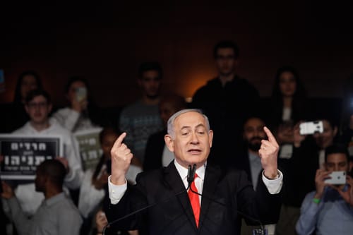 הכל אילתור תוך כדי תנועה: לימין אין שום תכנית עבודה