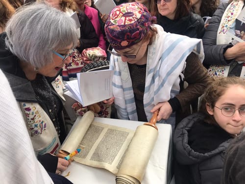 הקונסרבטיבים נפגשו עם נציגי בנט ויצאו מאוכזבים