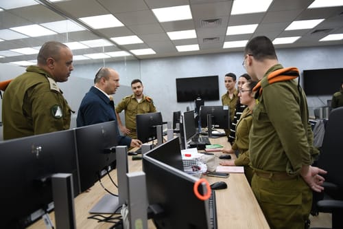 צה"ל קיבל את האחריות לטפל באוכלוסייה המבוגרת