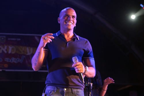 מזל טוב: אייל גולן התחתן הערב עם דניאל גרינברג
