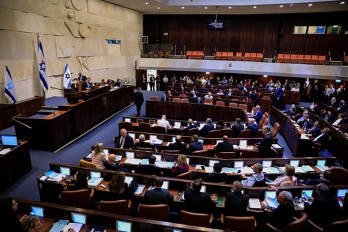 הוועדה המסדרת תאשר לכנס את המליאה