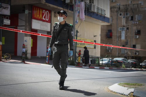 הממשלה אישרה להטיל סגר חלקי על יישובים ביו"ש
