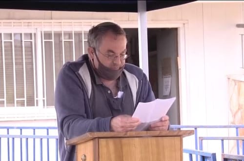 הרב נחום רבינוביץ' הובא למנוחות: "נקי כפיים"