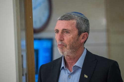 הרב רפי לפינדרוס: "דבריך הם בושה וחרפה, חזור בך"