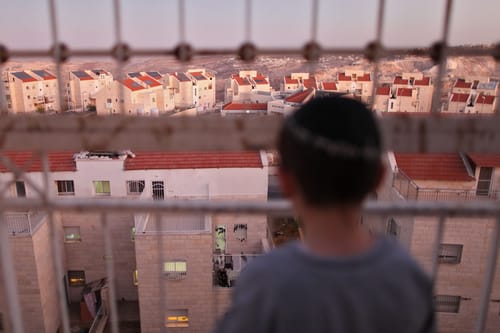 מצב חירום בבנימין: חשד למחבל עם סכין ביישוב