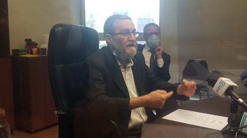 גפני: "התמיכה החרדית בנתניהו לא בטוח תימשך"