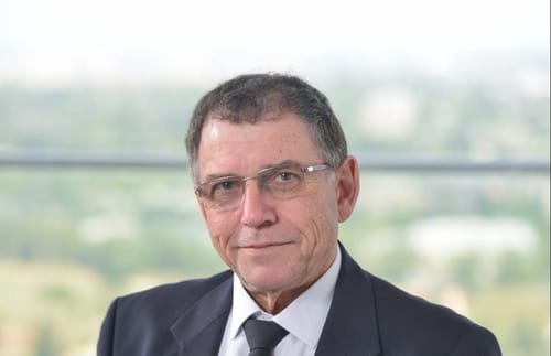 משהב פיטרה את הדירקטור שהגיש נגדה עתירה