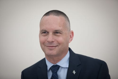 "נקים ממשלה חלופית בראשות בני גנץ"