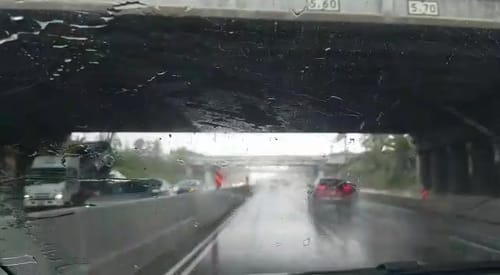 יום שני ברציפות: גשם חזק יורד במרכז הארץ. צפו