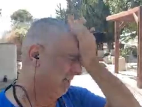 ברוך בן יגאל ממרר בבכי: הדגל הורד לחצי התורן. צפו