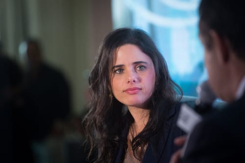 שקד עוקצת את נתניהו: בשביל זה יש את ביידן