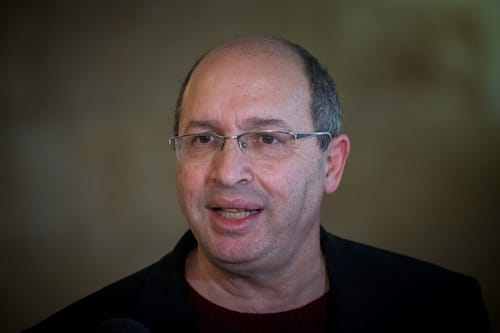 ניסנקורן מגיב לחשיפה: תיאוריות קונספירציה הזויות