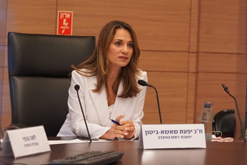 "פייק ניוז" בימינה מכחישים את ההצעה לשאשא ביטון
