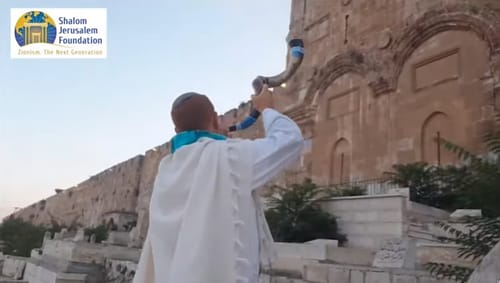מקומם | המשטרה: הפגנה בעד זכויות דת – מפוברקת