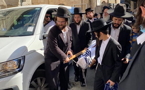 דרכי ירושלים אבלות: "המתמיד מזהרי חמה" ז"ל