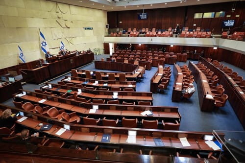 השארת הכוחות הפוליטיים מחוץ לדת מבטאת חולשה