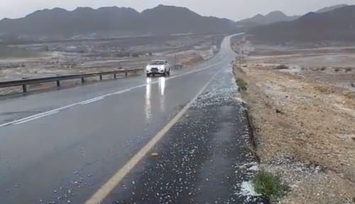 החורף הגיע: גשמים כבדים וברד בדרום. צפו בתיעוד