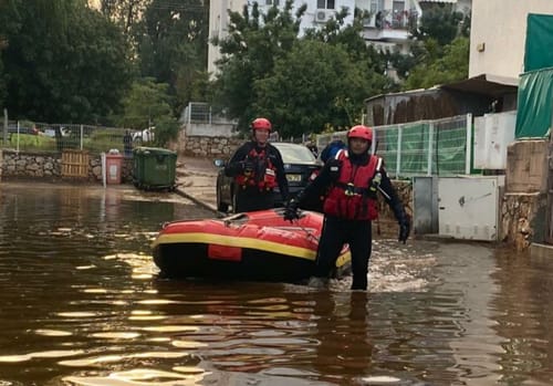 נזקי מזג האוויר; חילוצים והפסקות חשמל נרחבות