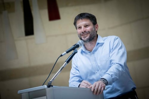 עשרות רבנים הודיעו על תמיכה בסמוטריץ'