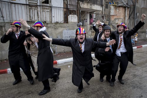 ידעתם? את "חייב איניש לבסומי" גנבנו מרומניה