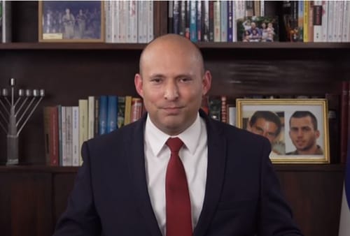 בנט מתחייב: "לא אהפוך את לפיד לראש ממשלה". צפו