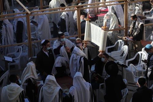 מרהיב: ברכת כהנים בכותל המערבי | גלריה
