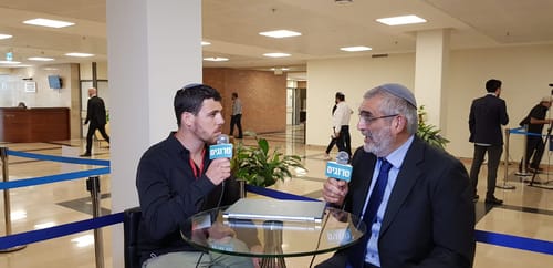 בן ארי לסרוגים: "עבאס הוא איש חמאס, גראד לכנסת"