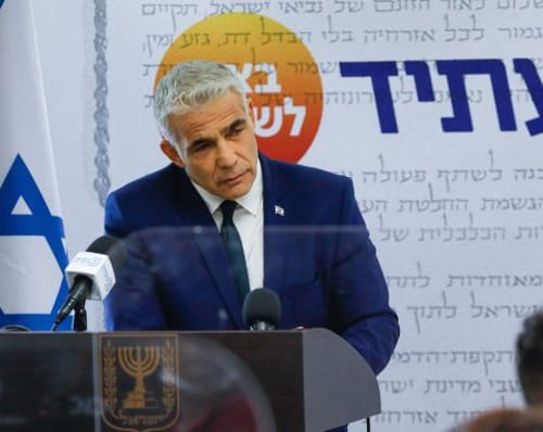 לפיד: אם כולם יגלו אחריות, אפשר תוך שבוע לסגור הכל