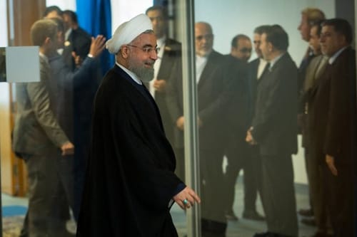 האיראנים מאיימים: "תפנו את מגדלי המסחר"
