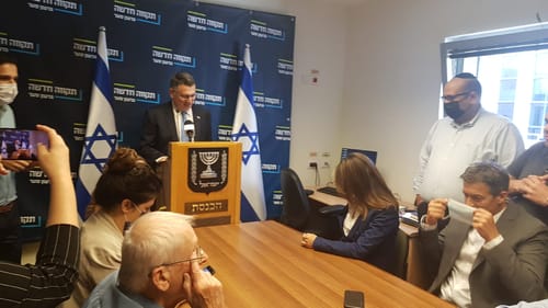 סער: "גם עכשיו אין וודאות שממשלת השינוי תוקם"