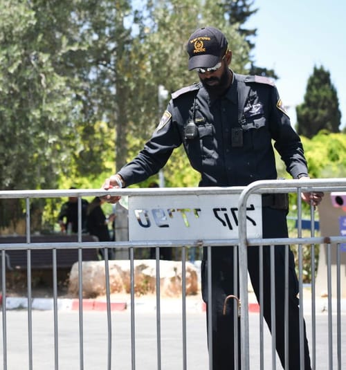 המשטרה: "דין מודיעין עלית כדין אום אל פחם"
