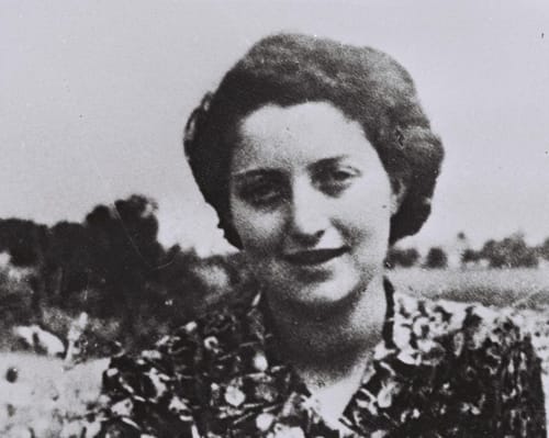 101 שנים להולדת חנה סנש: עשרה דברים שלא ידעתם