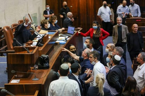התקשורת מגיבה לדרמה: "יש יותר פולישוק מזה?"