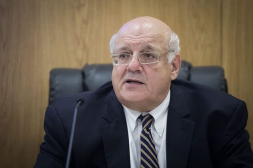 השופט בדימוס חושף: כך בג"ץ מעוות את הדין לטעמו