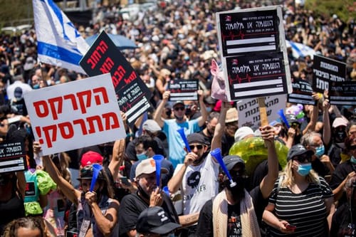 האמנים נגד ההגבלות: "נערכים לחזור לרחובות"