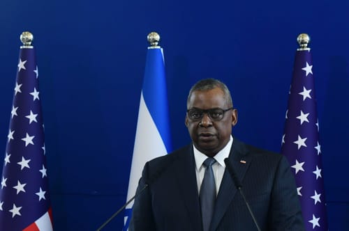 אוסטין מתנצל: "הייתי צריך לעדכן את ביידן על האשפוז"