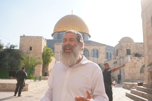 צפו: רבנים וראשי ישיבות בהר הבית לקראת ר"ה