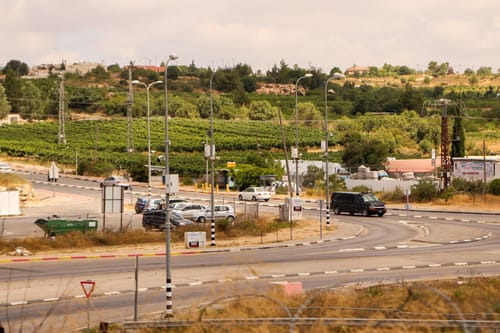 פיגוע דקירה בצומת גוש עציון; המחבל נוטרל