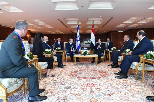 בנט נועד עם נשיא מצרים: פגישה חשובה וטובה מאוד