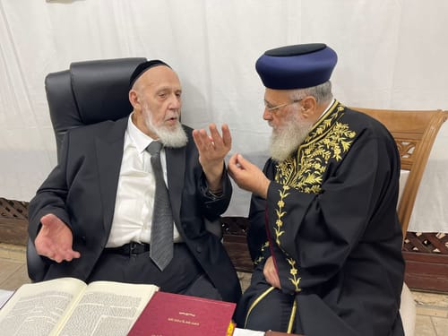 "מי שמדבר עם חברי הממשלה מפריע לקב"ה"