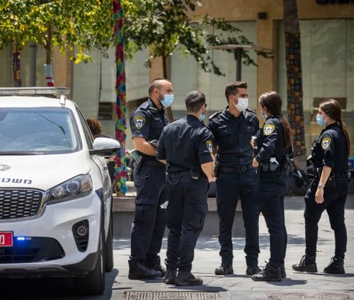 בשיתוף ה-FBI: נעצרו 60 חשודים מתל אביב וגוש דן